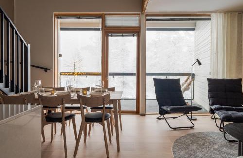 Sirkka Apartment | AuroraLevi Utsuvaara Retreat, Ski-In, 2 ski pass included