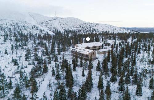 Sirkka Apartment | AuroraLevi Utsuvaara Retreat, Ski-In, 2 ski pass included