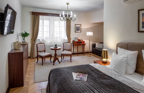Prague 1 House | Aurus Hotel by Adrez Living