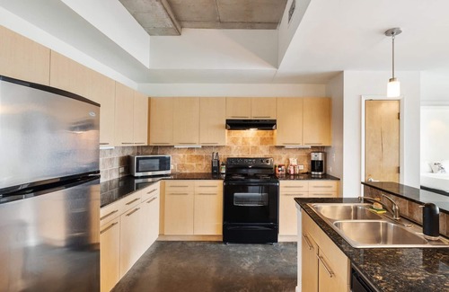 Second Street District Apartment | Austin Dreamy 1BD 1BA 2nd Street District Apartment