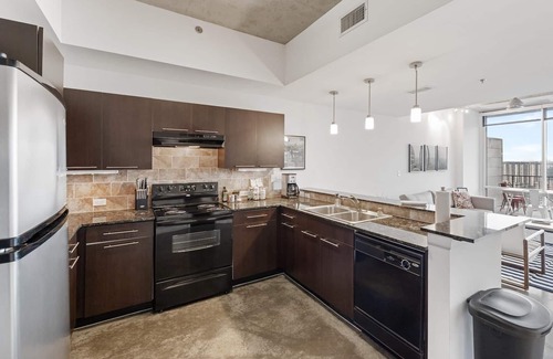 Second Street District Apartment | Austin Dreamy 1BD 1BA 2nd Street District Apartment