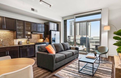 Waller Creek District Apartment | Austin Stylish 1BD 1BA Apartment
