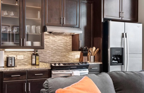 Waller Creek District Apartment | Austin Stylish 1BD 1BA Apartment