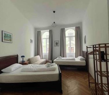 Alsergrund Apartment | Authentic 2-bedroom apartment