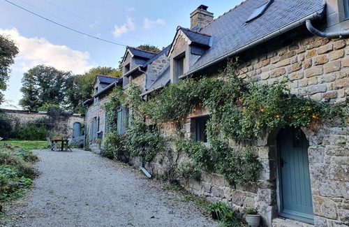 Lescouet-Gouarec House | Authentic, peaceful house in the heart of Brittany