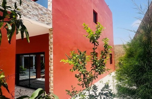 Senegal Villa | Authentic stay at Villa Noflaye du Lac Rose!