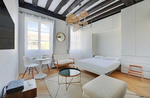 Marais Apartment | Authentic studio - 2P - Hôtel de Ville