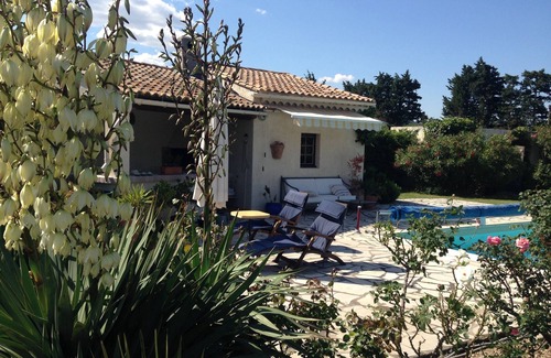 Graveson Apartment | Aux Mûriers en Provence