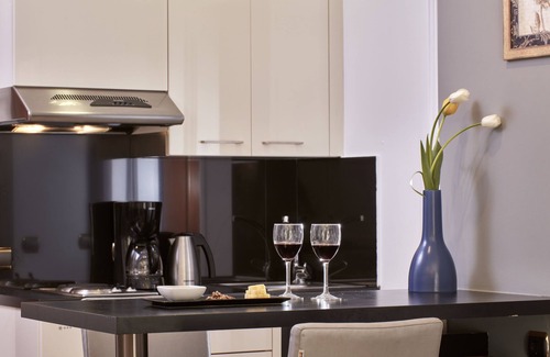 Plaka Apartment | AVA Hotel & Suites