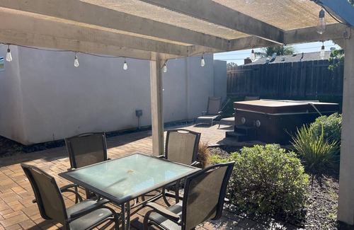 Clairemont House | Available Jun-Oct, Fully Furnished 3-bdrm/2-bath home in great location