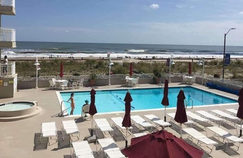 Ventnor City Condo | Available October 10, 2022 until May 24, 2023. Direct Ocean View beachfront.