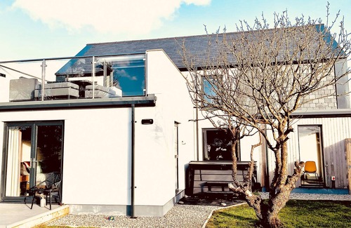 St. Newlyn East Cottage | AVALENNEK, pet friendly, luxury holiday cottage in St Newlyn East