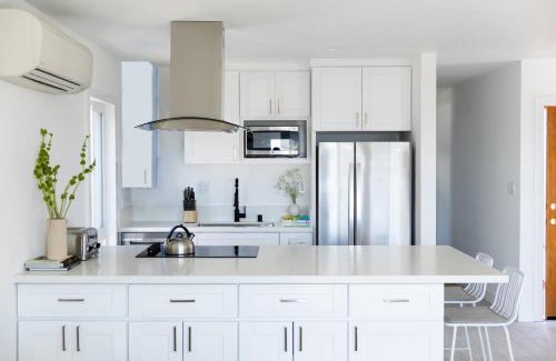 Middletown House | Avalon 2 Unit Buyout I III AvantStay Mins to GaslampBeautiful Deck w BBQ