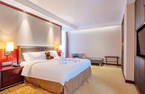 Bao'an Hotel | Avant-Garde Hotel