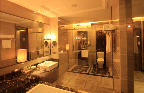 Bao'an Hotel | Avant-Garde Hotel