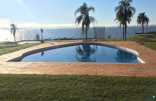 Itai House | AVARÉ / ITAI - SP DAMAGE FOR 30 PEOPLE OR MORE