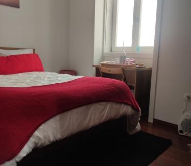 Aveiro Apartment | Aveiro Theater Rooms
