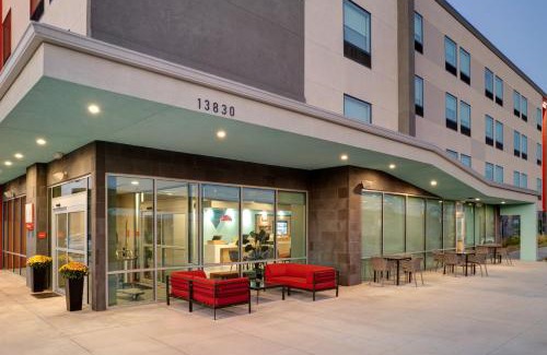 Davis Spring Commercial Hotel | avid hotel Austin NW - Lakeline by IHG