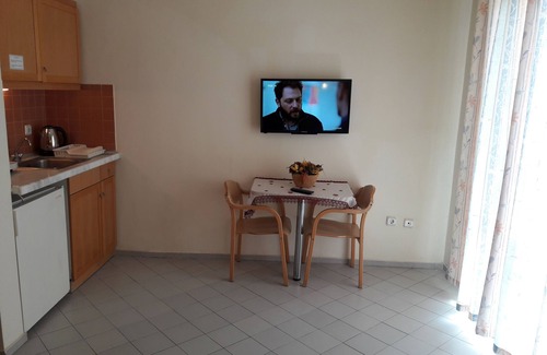 Icmeler City Center Apartment | Avlu 4 Apart Hotel
