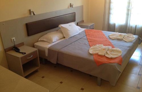 Ormos Panagias Hotel | Avra Hotel