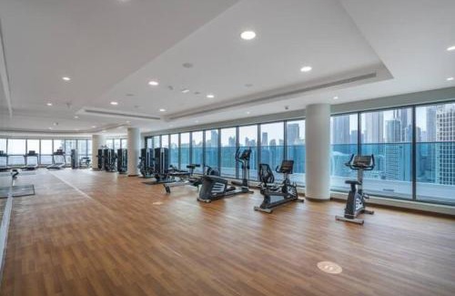 Jumeirah Apartment | Awesome 1 bed flat with Burj view