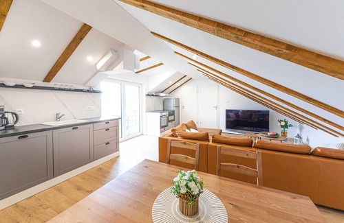 Kastel Novi Apartment | Awesome apartment in Kastel Novi