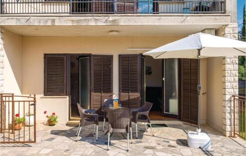 Sarsoni Apartment | Awesome Apartment In Rijeka With Wifi
