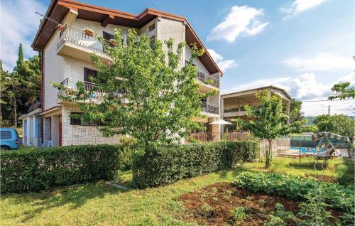 Sarsoni Apartment | Awesome Apartment In Rijeka With Wifi