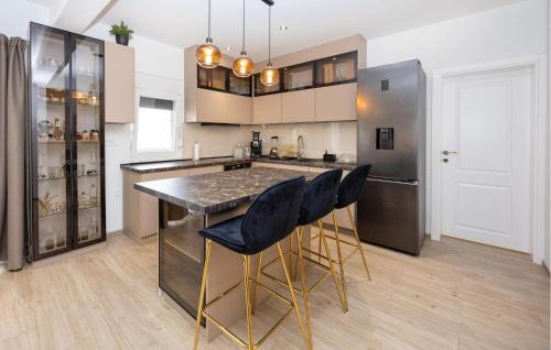 Mejasi Apartment | Awesome Apartment In Split With Wifi