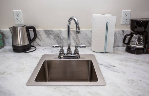 Bankers Hill Apartment | Awesome Balboa and Downtown View with Cozy Patio