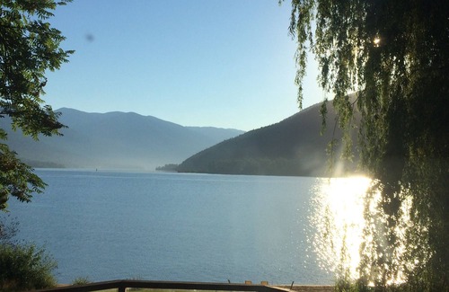 Nelson House | Awesome Beach House on Kootenay Lake in Nelson