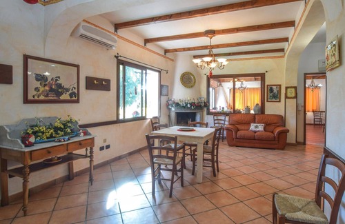 Melito di Porto Salvo House | Awesome home in Melito di Porto Salvo