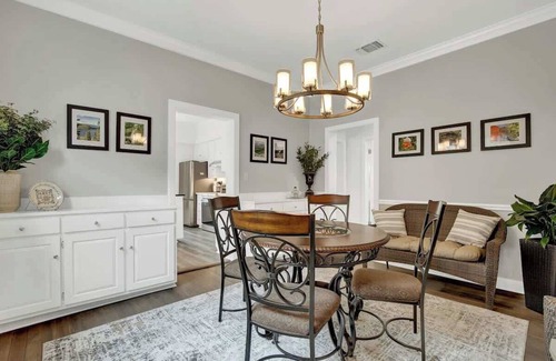 Fredericksburg House | Awesome Haus With Gameroom, 4blks to Center of Town!