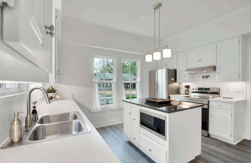 Fredericksburg House | Awesome Haus With Gameroom, 4blks to Center of Town!