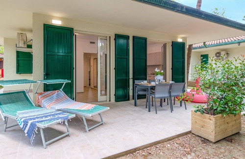 Lido degli Estensi House | Awesome home in Lido di Spina FE
