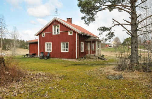 Arjang House | Awesome home in årjäng with sauna