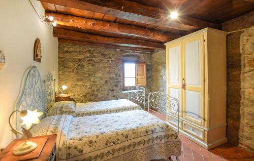 Bibbiena House | Awesome Home In Bibbiena With Kitchen