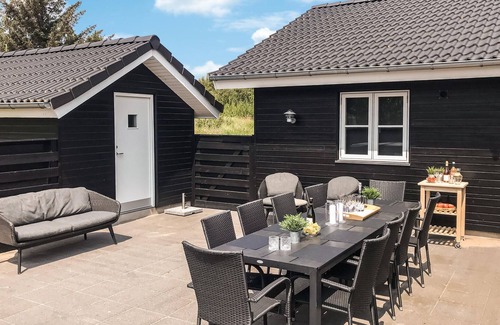 Blavand House | Awesome home in Blåvand with sauna