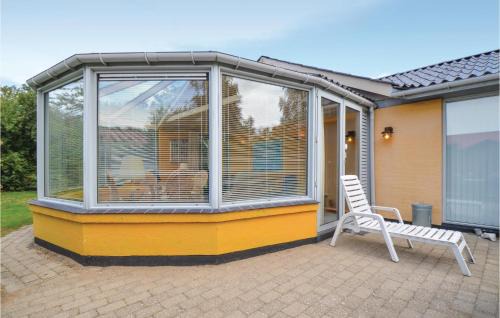 Øer Strand House | Awesome Home In Ebeltoft With Wifi
