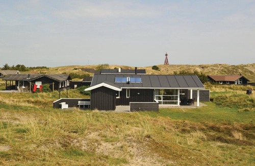 Sonderho House | Awesome home in Fanø with kitchen