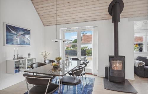 Hirtshals House | Awesome Home In Hirtshals With Sauna