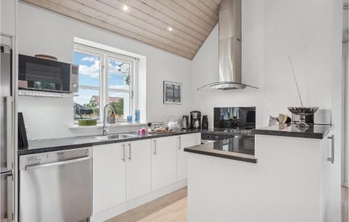 Hirtshals House | Awesome Home In Hirtshals With Sauna