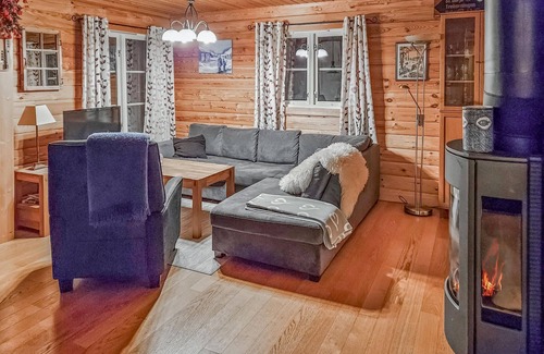 Kongsberg House | Awesome home in Kongsberg with sauna