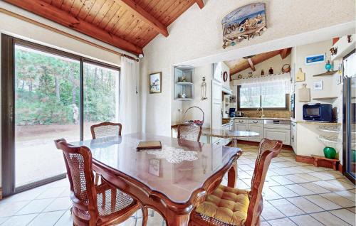 La Faute-sur-Mer House | Awesome Home In La Faute Sur Mer