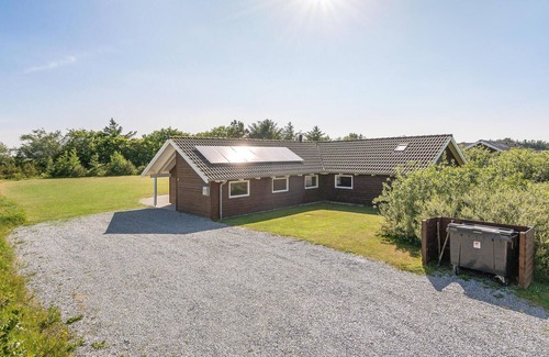 Nr. Lyngby House | Awesome home in Løkken with sauna