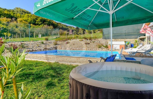 Sveti Ivan Zelina House | Awesome home in Nespes