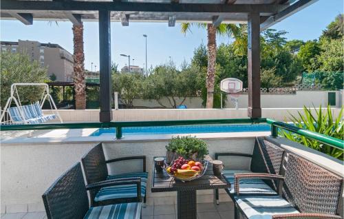 Bacvice House | Awesome Home In Split With Sauna