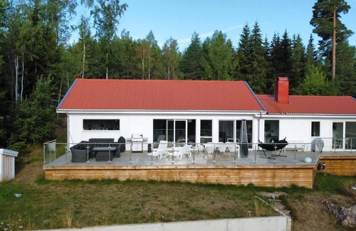 Hultsfred House | Awesome home in Vena with 1 Bedrooms and Jacuzzi