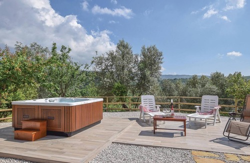 Ogliastro Cilento House | Awesome home in Ogliastro Cilento