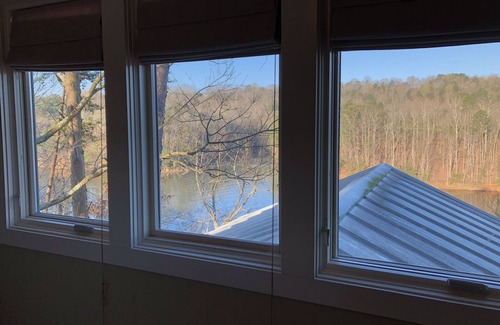 Bremen House | AWESOME LAKEFRONT HOME on Smith Lake